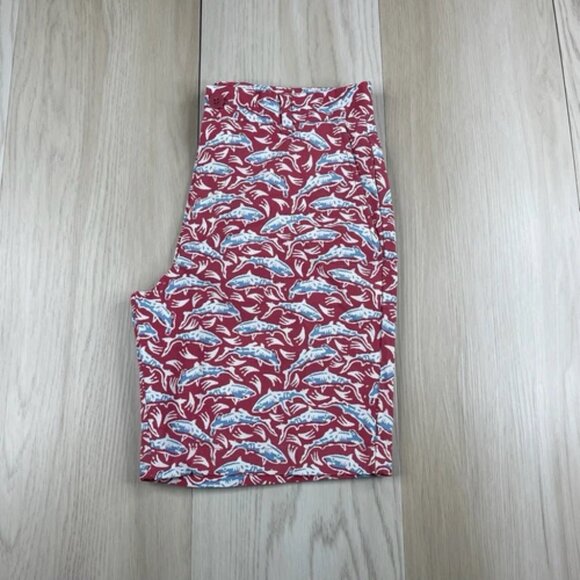 Vineyard Vines Shorts Mens 30 Red Chino Performance Breaker Fish Printed Novelty - Picture 1 of 12